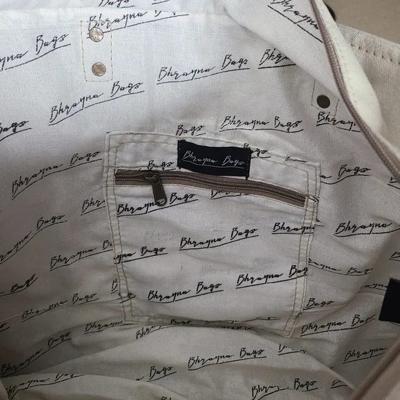 NWT Highland Cow Leather Weekender Tote Bag - Picture 4 of 7